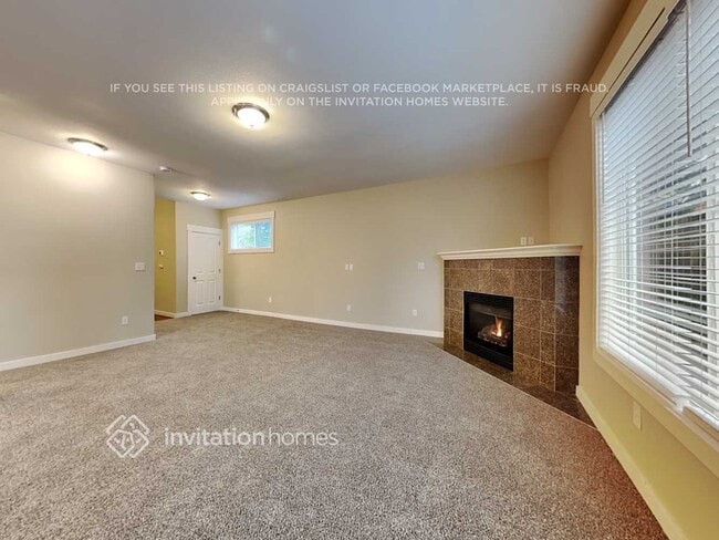 10203 185th Ave E