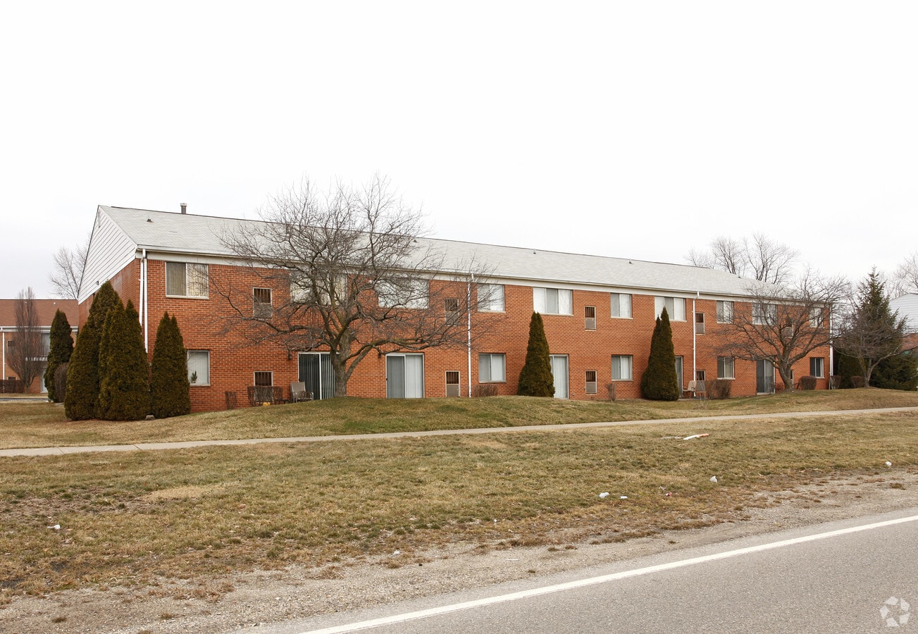 Photo - Farmington Manor Apartments