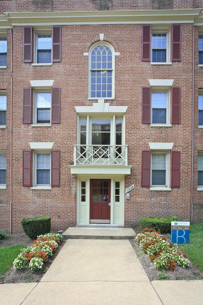 2745-49 Ordway Street