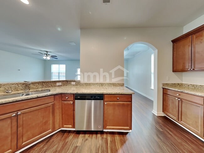 Photo - 130 Dunnsmore Dr