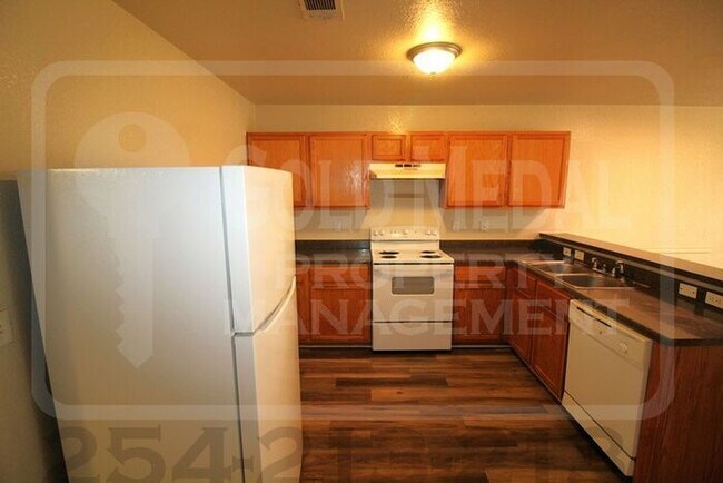 Photo - 4707 Westcliff Rd