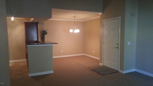 Photo - 2025 E Campbell Ave Unidad 341