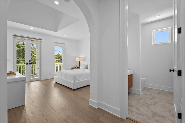 Photo - 417 N Osprey Ave