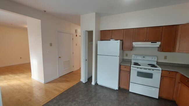 Photo - 49 Cedar St Unit 2 Rear