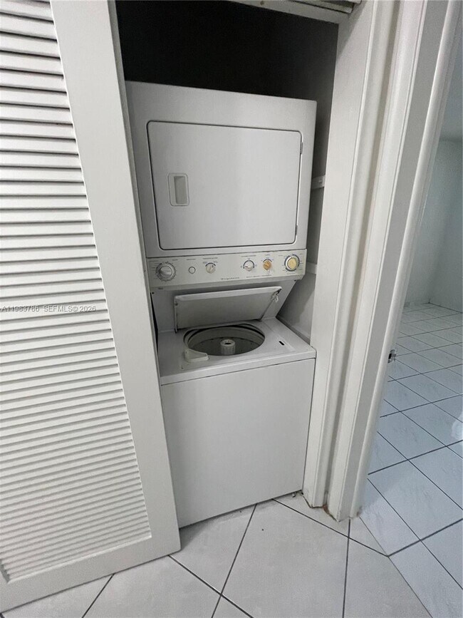 Photo - 1820 N 17th Ave Unit 1