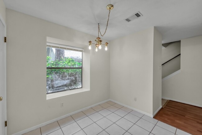 Photo - 26 Willowwood Cir