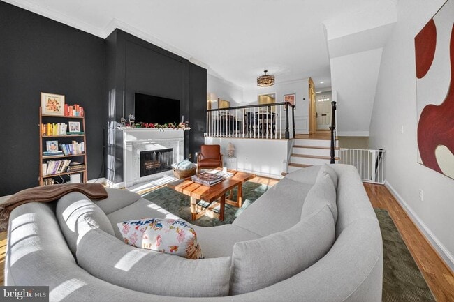 Photo - 4453 Westover Pl NW