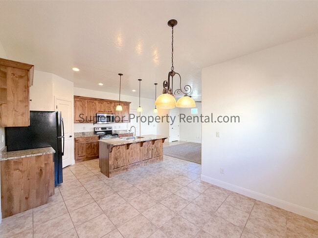 Photo - 4 bed, 2.5 bath duple w/2 car garage