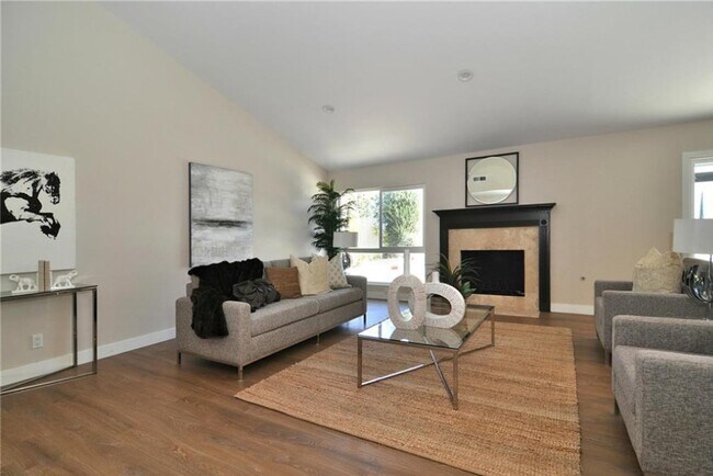 Photo - 7251 Pondera Cir