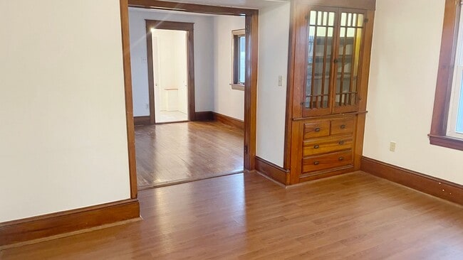 Photo - 73-75 Wallingford Ave Unit 75