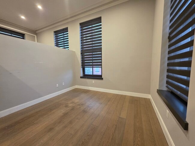 Photo - 407 Dudley St Unit 4