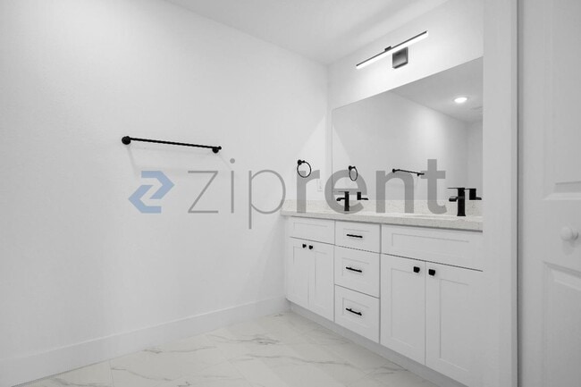 Photo - 4117 NE 16th Ave