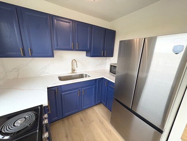 Photo - 2600 W Balmoral Ave Unit 402