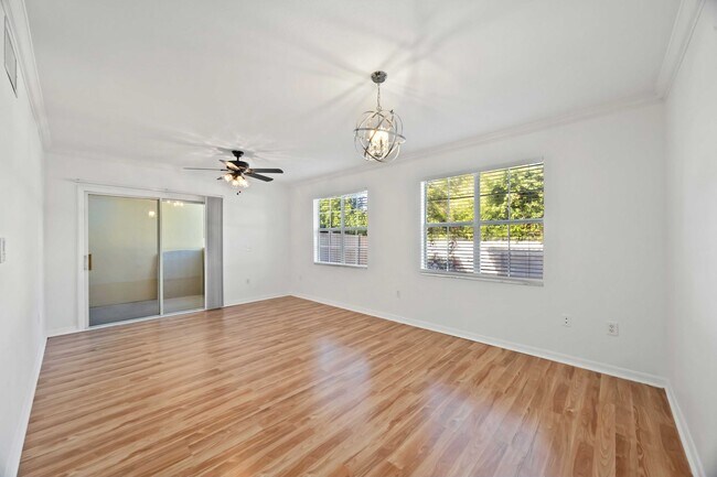 Photo - Spacious 1/1 unit available now for annual rent Unit 106