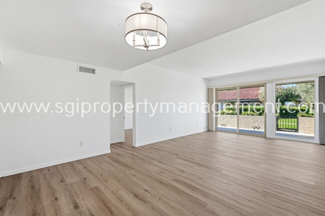 Photo - 5416 N 78th St