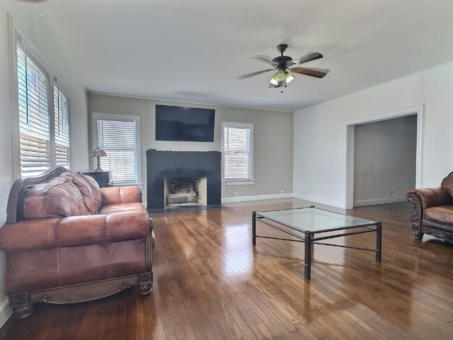 Photo - ***Special, Half Off First Months Rent wit... Unit 1