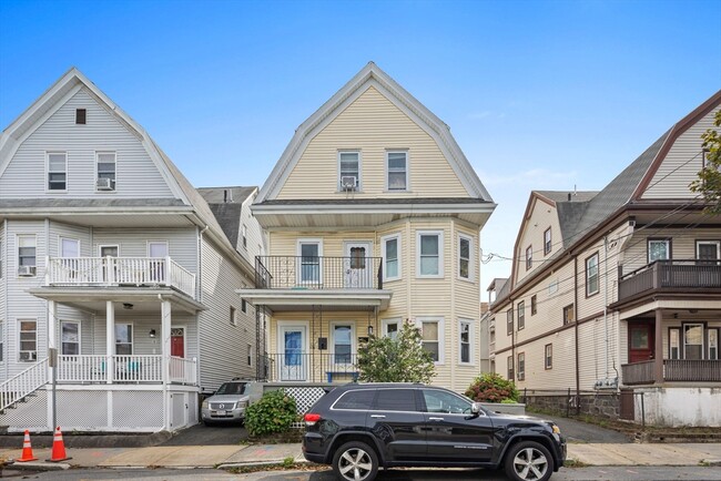 Building Photo - 17 Wheeler Ave Unit 1 Rental