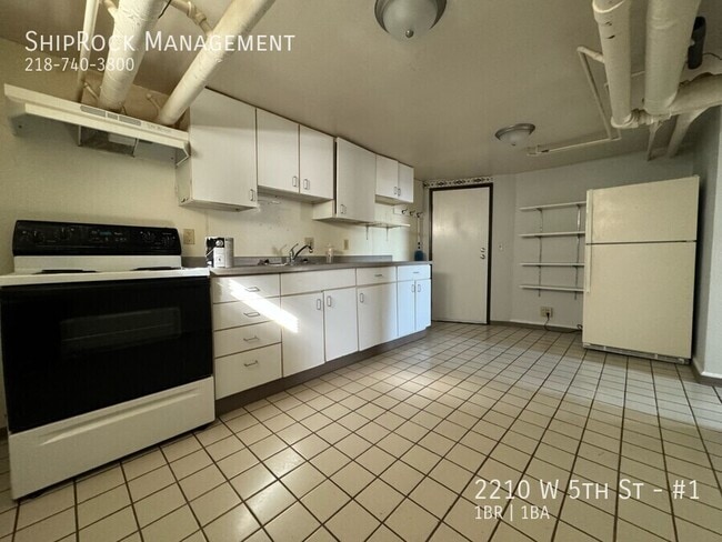 Photo - 2210 W 5th St Unit #1