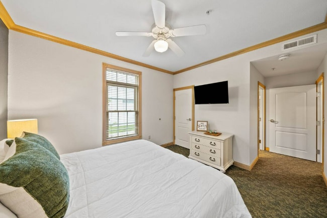 Photo - 418 Beachfront Dr