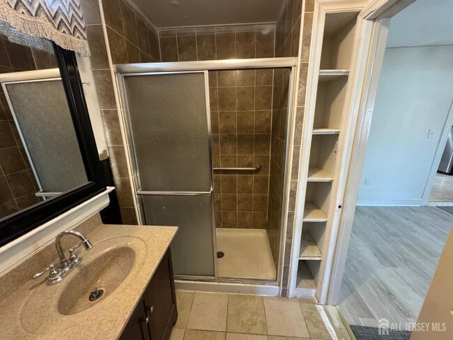 Photo - 379 Market St Unidad 2nd F