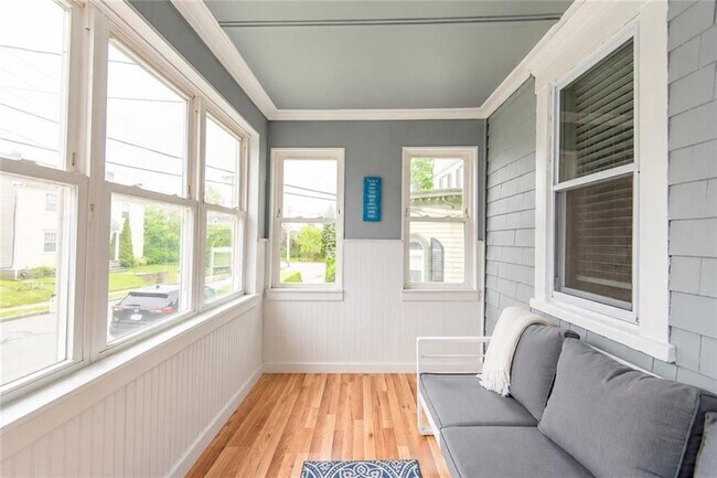 18 Almy St