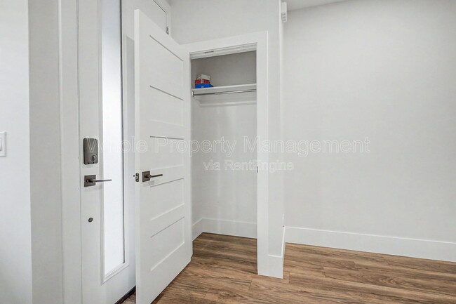 Photo - 1892 S Williams St