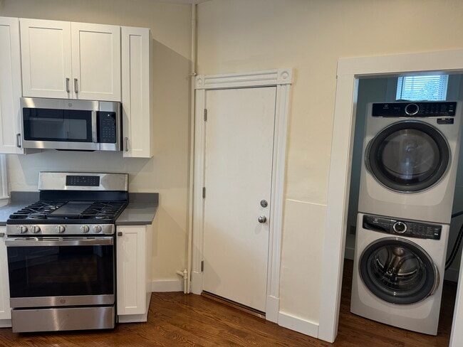 Photo - 1 Miles St Unit 2