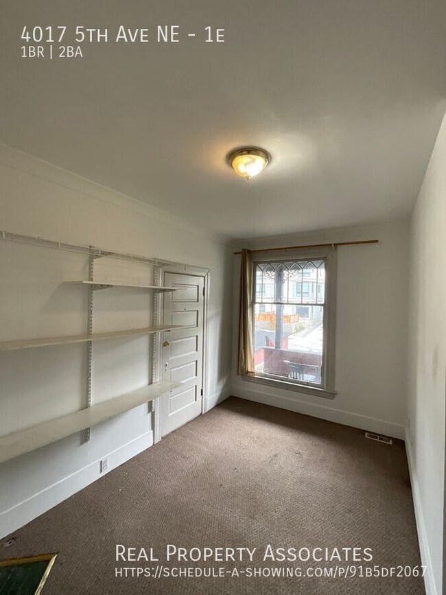 Photo - 4017 5th Ave NE Unidad 1e