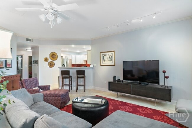 Photo - 430 E Oglethorpe Ave