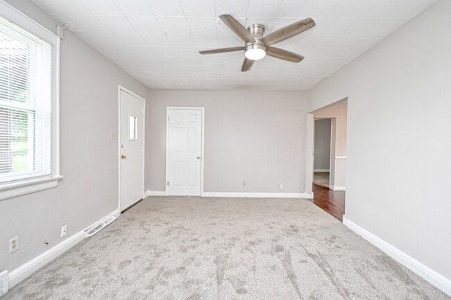 Photo - 4893 N Overlook Ave