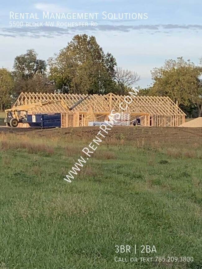 Building Photo - 5500 NW Rochester Rd