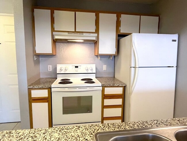 Photo - JULY 2025 MOVE IN Spacious 4 Bedroom 4 Bat... Unidad 101