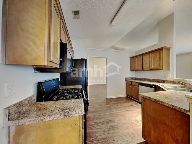 Photo - 750 Ashland Park Way