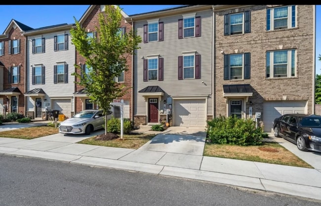 Photo - 16721 Caribbean Wy