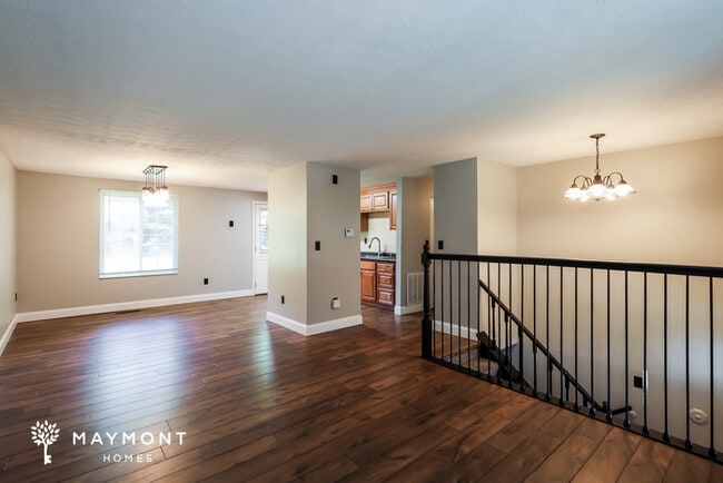 Photo - 1137 Beechridge Ct