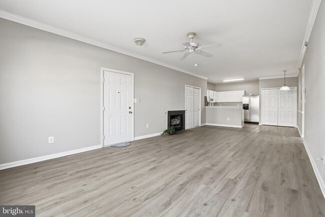 Photo - 9212 Azure Ct Unidad 102