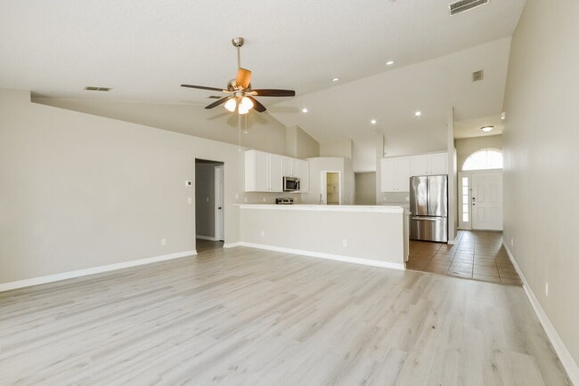 Photo - 4619 Woodford Dr