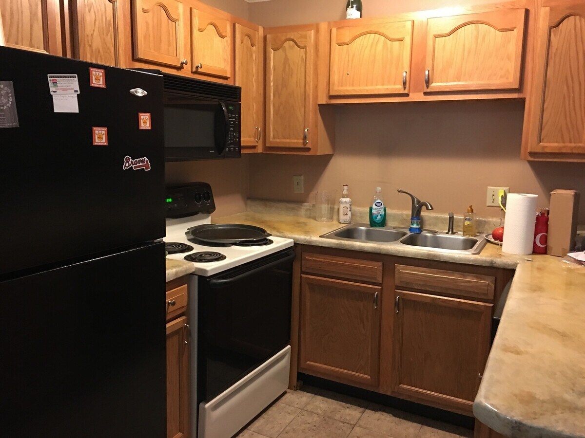 Photo - 1507 Highland Ave Unit FPB305 BR1 (right larger) (DUNJ)