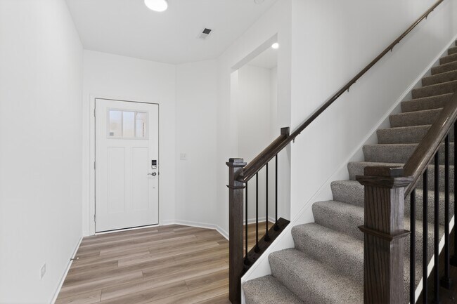 Photo - 247 Cooney Wy