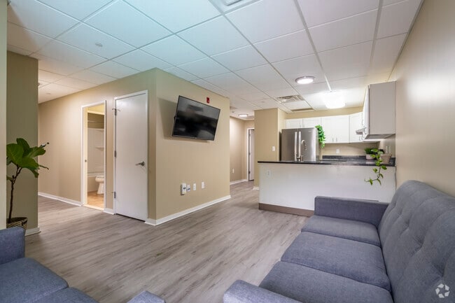 3BR, 1BA - Living/Dining Room - University Towers - UofM Student Housing