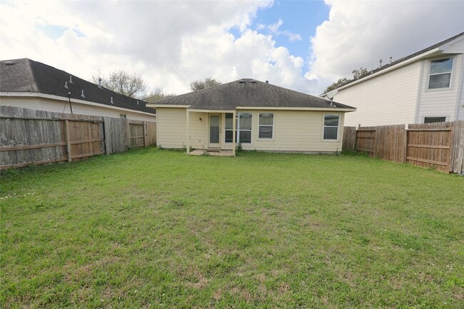 Building Photo - 142 Thunder Basin Dr