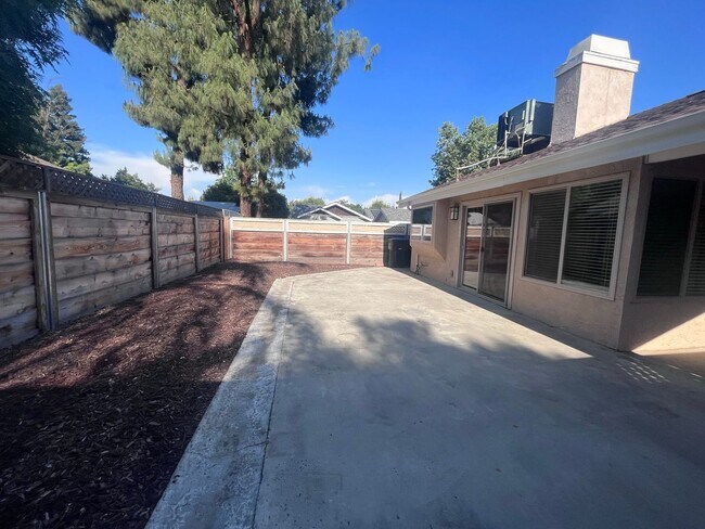 Photo - 1911 S Cain Ct