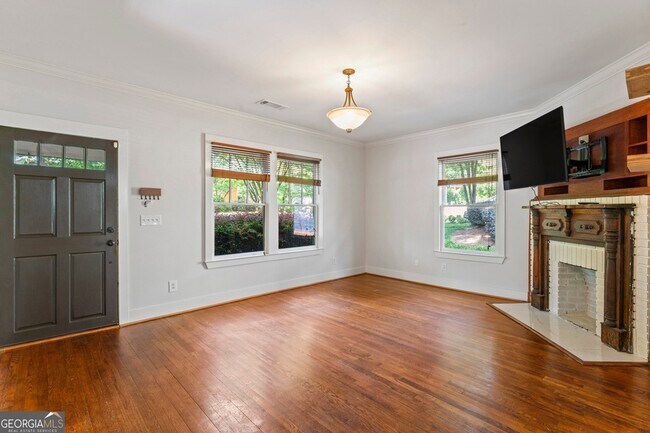 Photo - 1422 Metropolitan Ave SE
