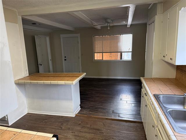 Photo - 405 W Chandler St