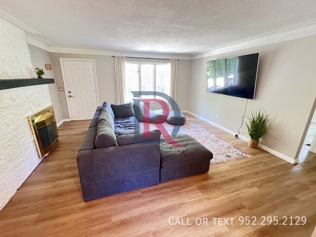 Photo - 13702 Country Ln