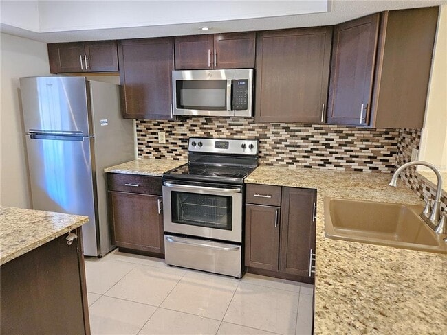 Photo - 285 Mission Trail W Unit I