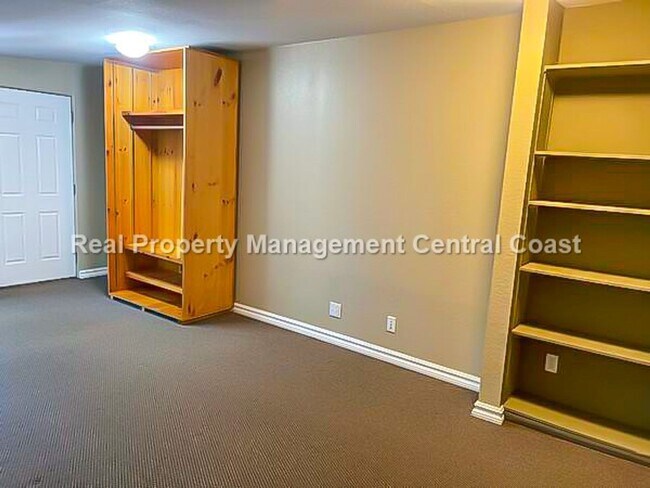 Photo - 17003 Chestnut Ave Unidad A