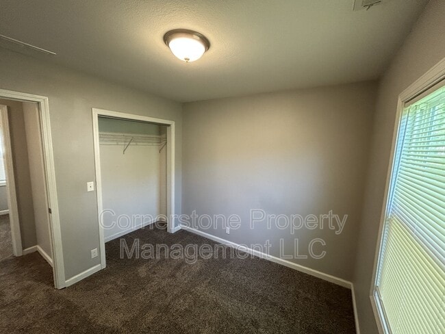 Photo - 8345 Center Dr