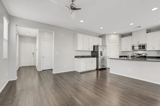 Photo - Beautiful 3 Bedroom home in Mountains Edge