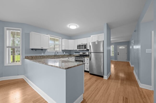 Photo - 4BD/3BA plus Bonus Room on Sought After Ma...